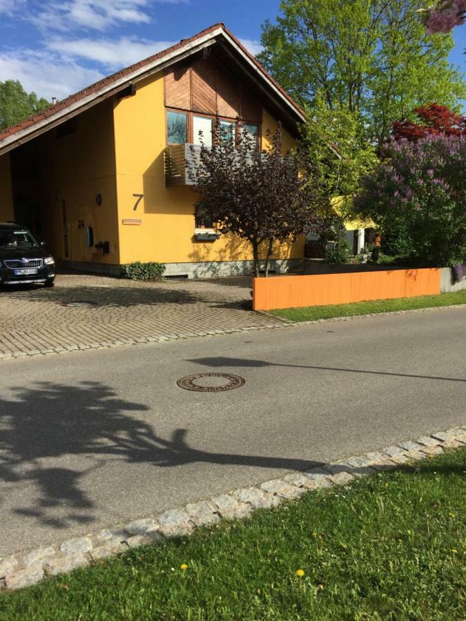Zimmer In Lautrach Екстер'єр фото
